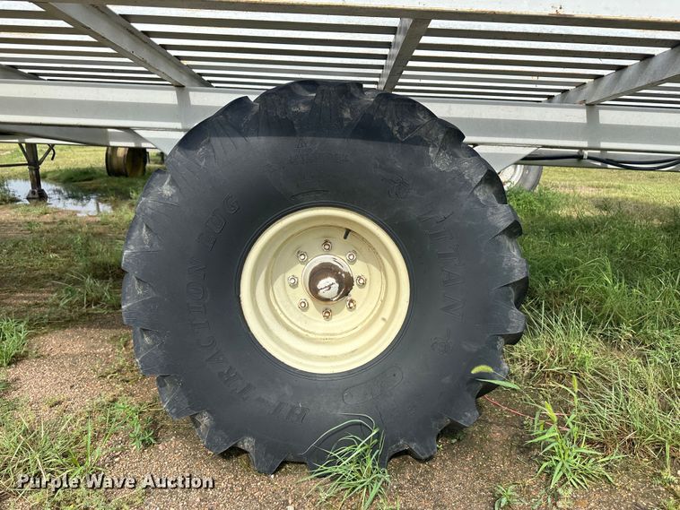 image for item DM2575 Bed Master 6000  square bale spreader