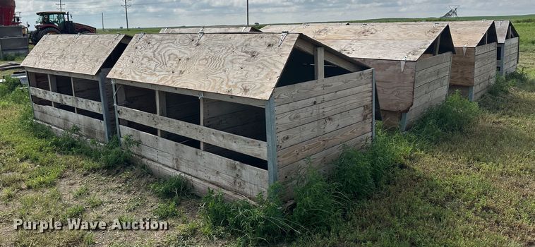 image for item DM2577 Livestock equipment