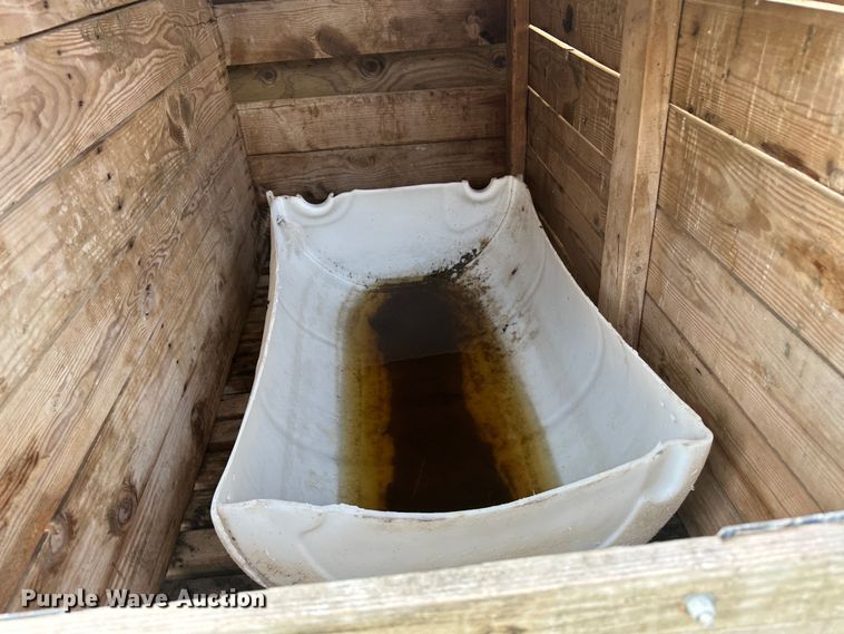 image for item DM2577 Livestock equipment