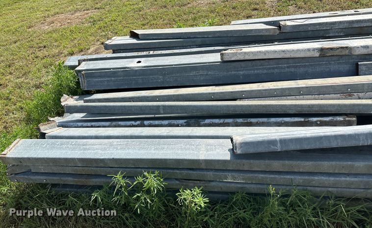 image for item DM2577 Livestock equipment