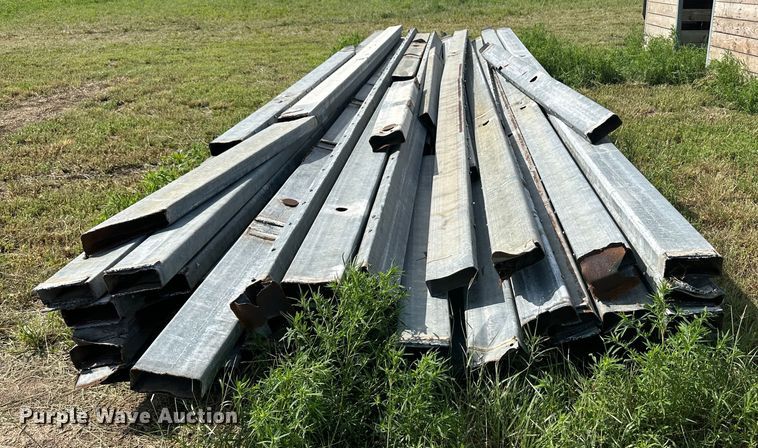 image for item DM2577 Livestock equipment