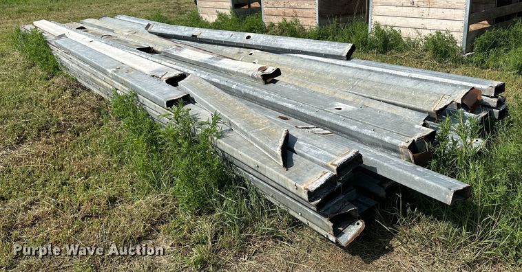 image for item DM2577 Livestock equipment