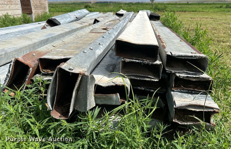 image for item DM2577 Livestock equipment