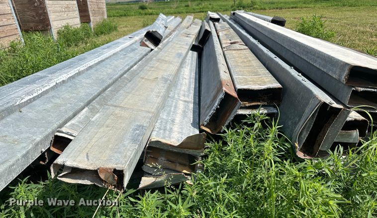 image for item DM2577 Livestock equipment