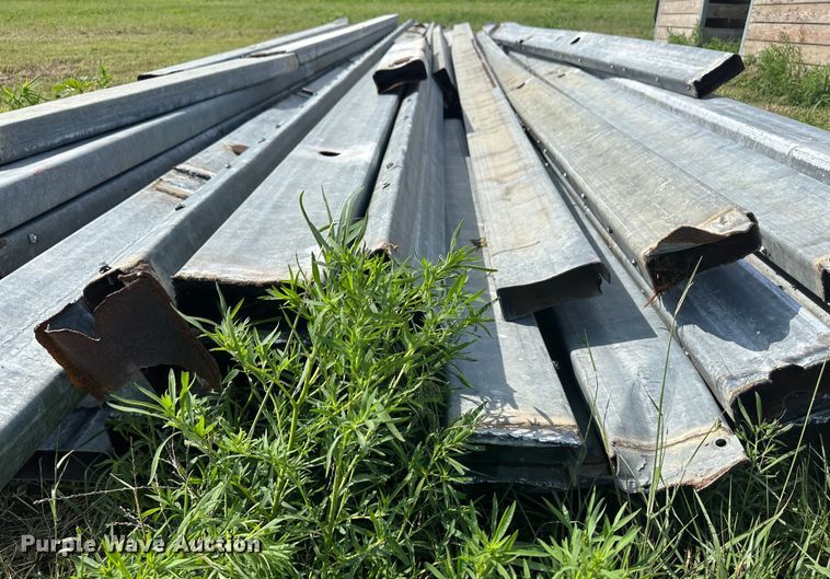 image for item DM2577 Livestock equipment