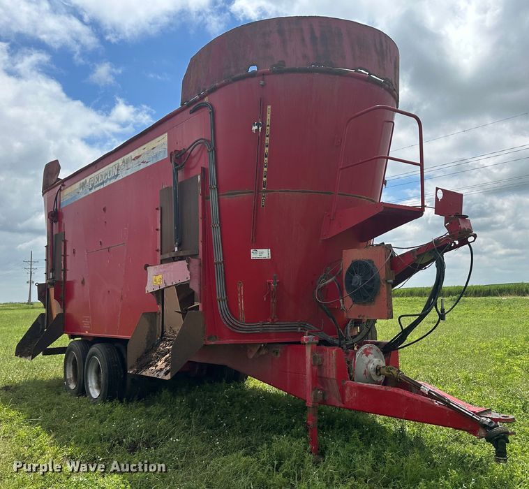 image for item DM2579 2012 Peecon VME 400  feed grinder/mixer