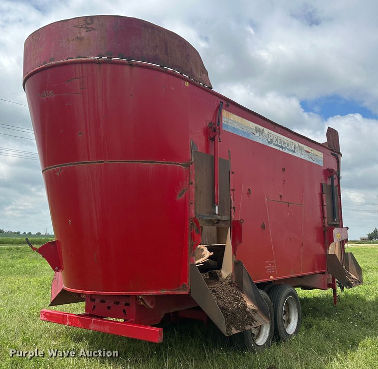 image for item DM2579 2012 Peecon VME 400  feed grinder/mixer