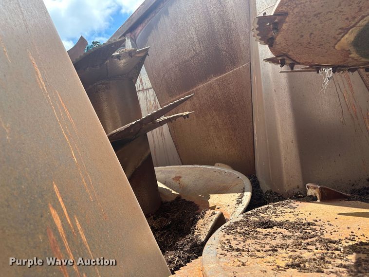 image for item DM2579 2012 Peecon VME 400  feed grinder/mixer