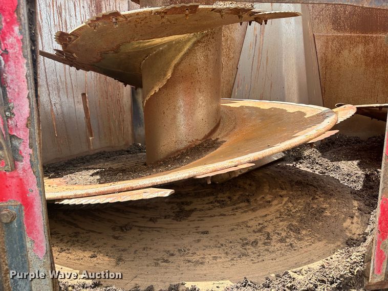 image for item DM2579 2012 Peecon VME 400  feed grinder/mixer