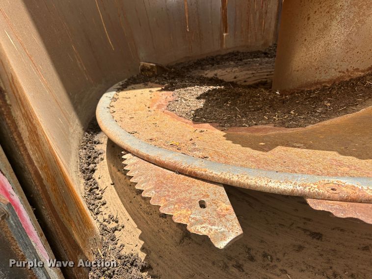 image for item DM2579 2012 Peecon VME 400  feed grinder/mixer