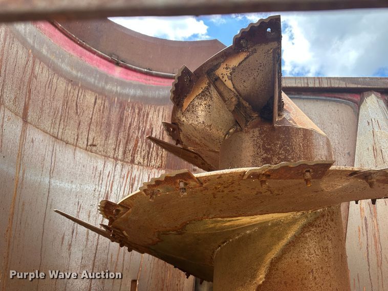 image for item DM2579 2012 Peecon VME 400  feed grinder/mixer