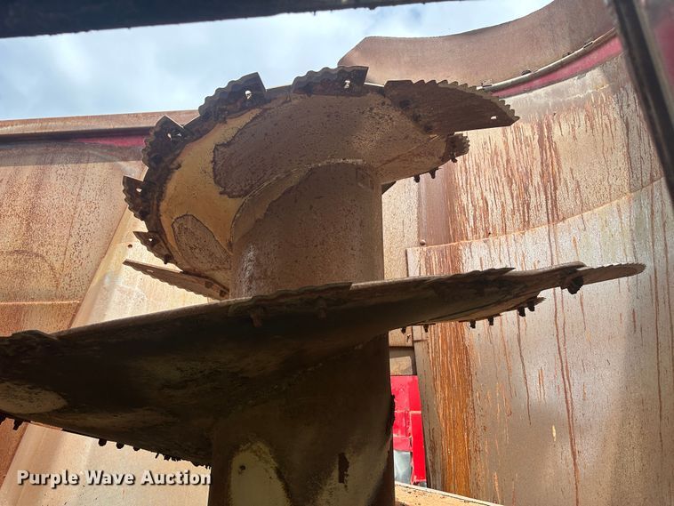 image for item DM2579 2012 Peecon VME 400  feed grinder/mixer