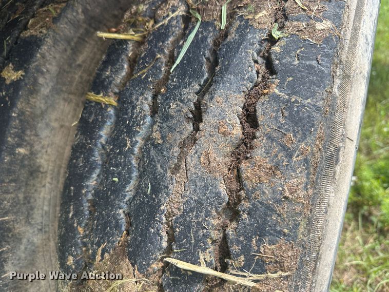 image for item DM2579 2012 Peecon VME 400  feed grinder/mixer