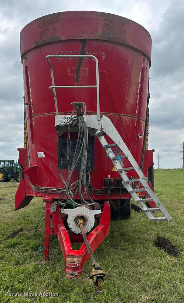 image for item DM2580 2015 Peecon VME 400  feed grinder/mixer