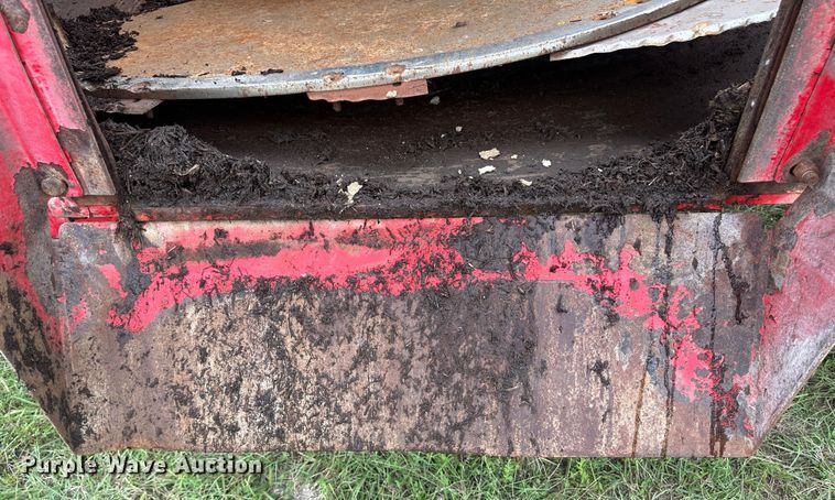 image for item DM2580 2015 Peecon VME 400  feed grinder/mixer