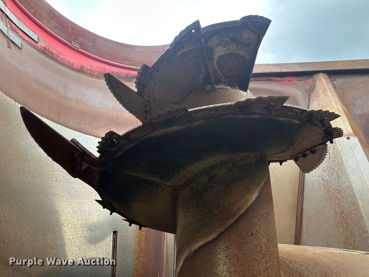 image for item DM2580 2015 Peecon VME 400  feed grinder/mixer