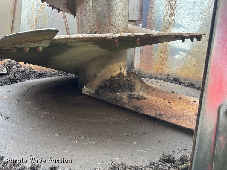 image for item DM2580 2015 Peecon VME 400  feed grinder/mixer