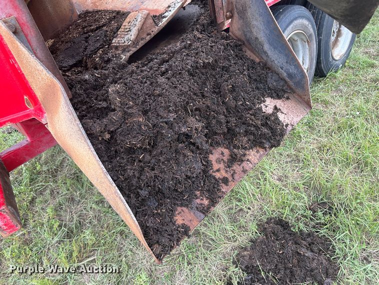 image for item DM2580 2015 Peecon VME 400  feed grinder/mixer