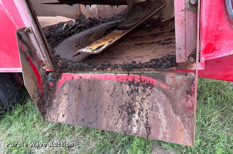 image for item DM2580 2015 Peecon VME 400  feed grinder/mixer