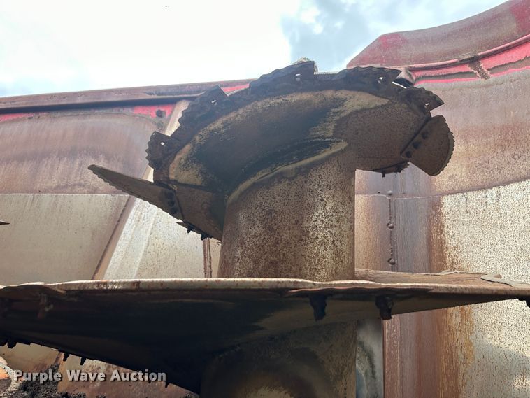 image for item DM2580 2015 Peecon VME 400  feed grinder/mixer