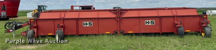 image for item DM2581 H&S TWM12  hay merger