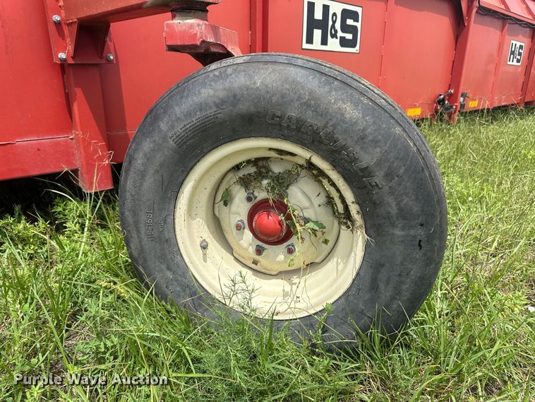 image for item DM2581 H&S TWM12  hay merger