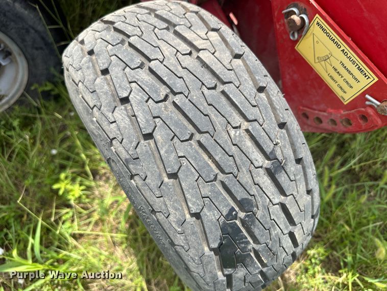 image for item DM2581 H&S TWM12  hay merger