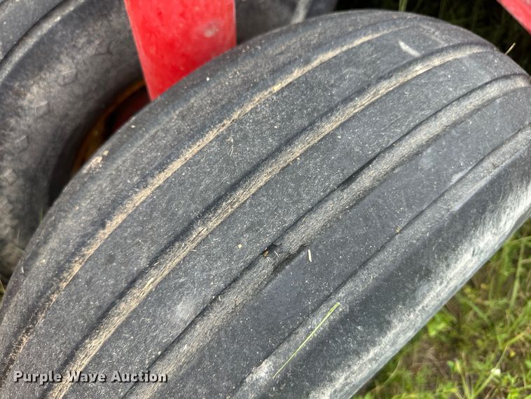 image for item DM2581 H&S TWM12  hay merger