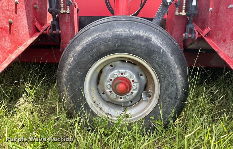 image for item DM2581 H&S TWM12  hay merger