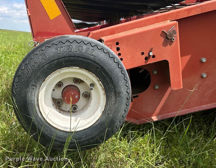 image for item DM2581 H&S TWM12  hay merger