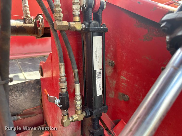 image for item DM2582 H&S TWM12  hay merger