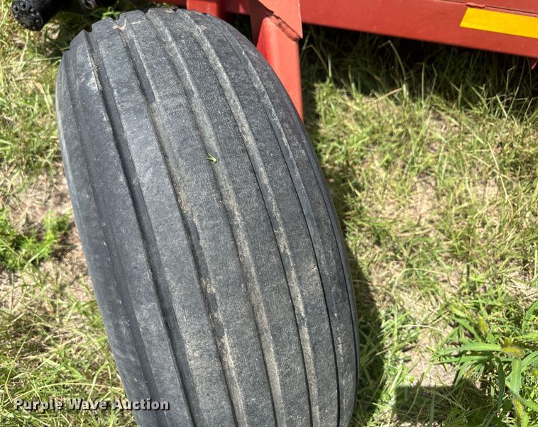 image for item DM2582 H&S TWM12  hay merger