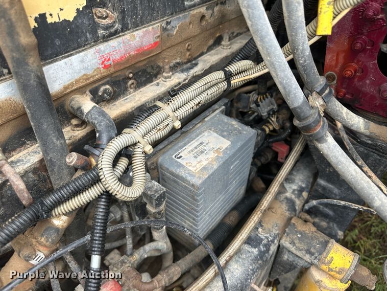 image for item DM2583 1995 Freightliner FLD  semi truck