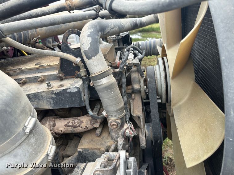 image for item DM2583 1995 Freightliner FLD  semi truck