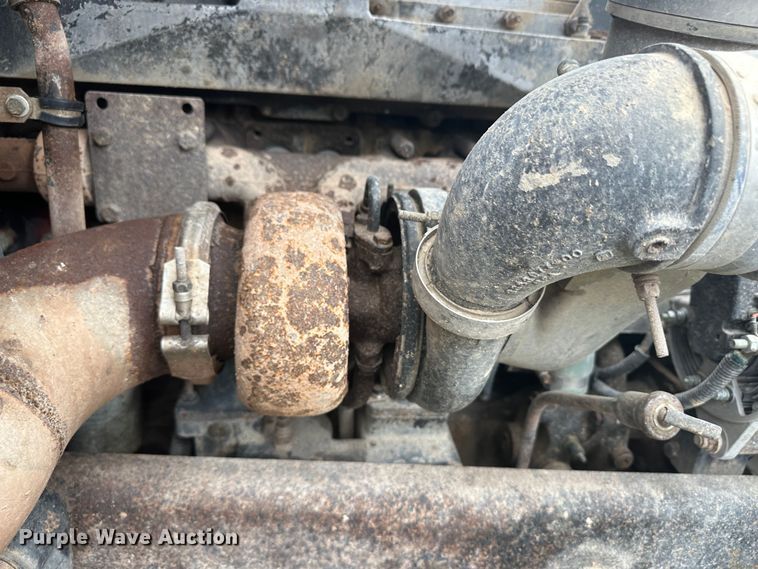 image for item DM2583 1995 Freightliner FLD  semi truck