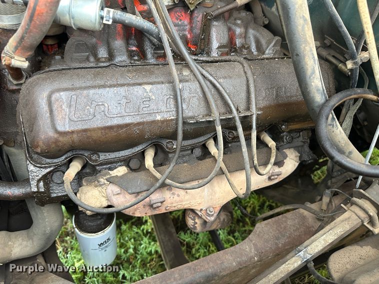 image for item DM2584 1965 International Loadstar 1600  grain truck