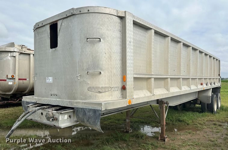 image for item DM2585 1978 Ravens  end dump trailer