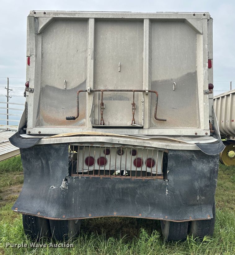 image for item DM2585 1978 Ravens  end dump trailer