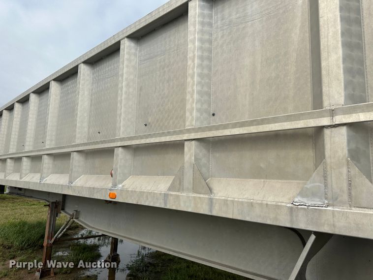 image for item DM2585 1978 Ravens  end dump trailer