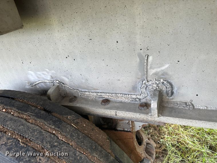 image for item DM2585 1978 Ravens  end dump trailer