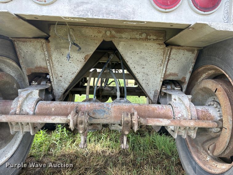 image for item DM2585 1978 Ravens  end dump trailer