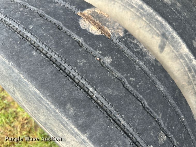 image for item DM2585 1978 Ravens  end dump trailer