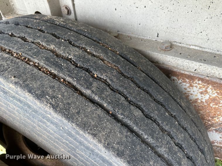 image for item DM2585 1978 Ravens  end dump trailer