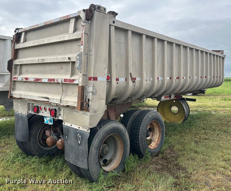 image for item DM2586 1974 Fruehauf  end dump trailer
