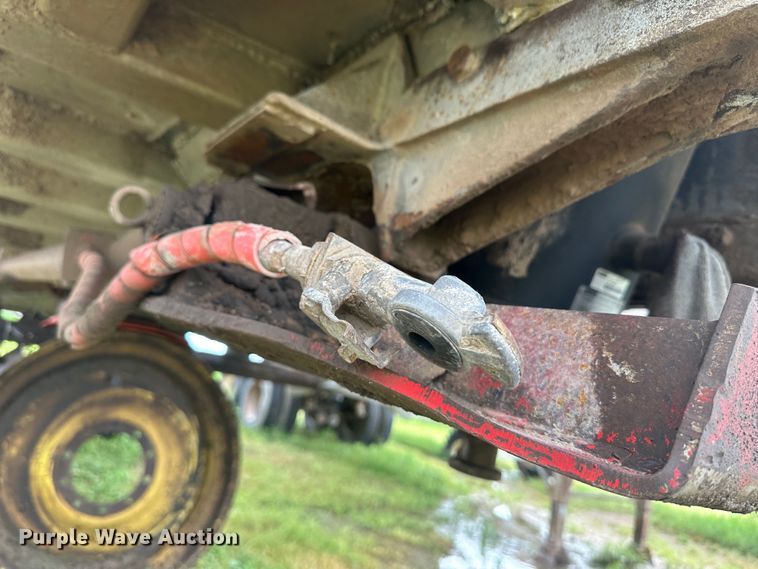 image for item DM2586 1974 Fruehauf  end dump trailer