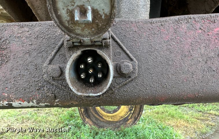 image for item DM2586 1974 Fruehauf  end dump trailer