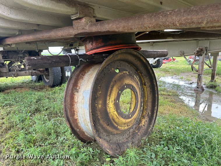 image for item DM2586 1974 Fruehauf  end dump trailer