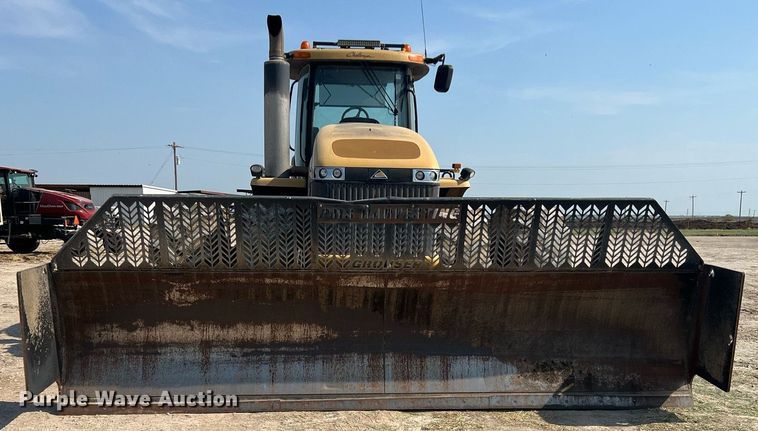 image for item DN3056 2013 Challenger MT965C  4WD tractor