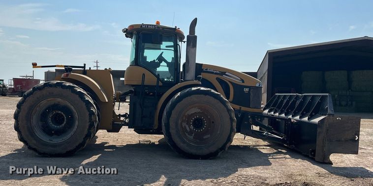 image for item DN3056 2013 Challenger MT965C  4WD tractor