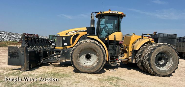 image for item DN3056 2013 Challenger MT965C  4WD tractor